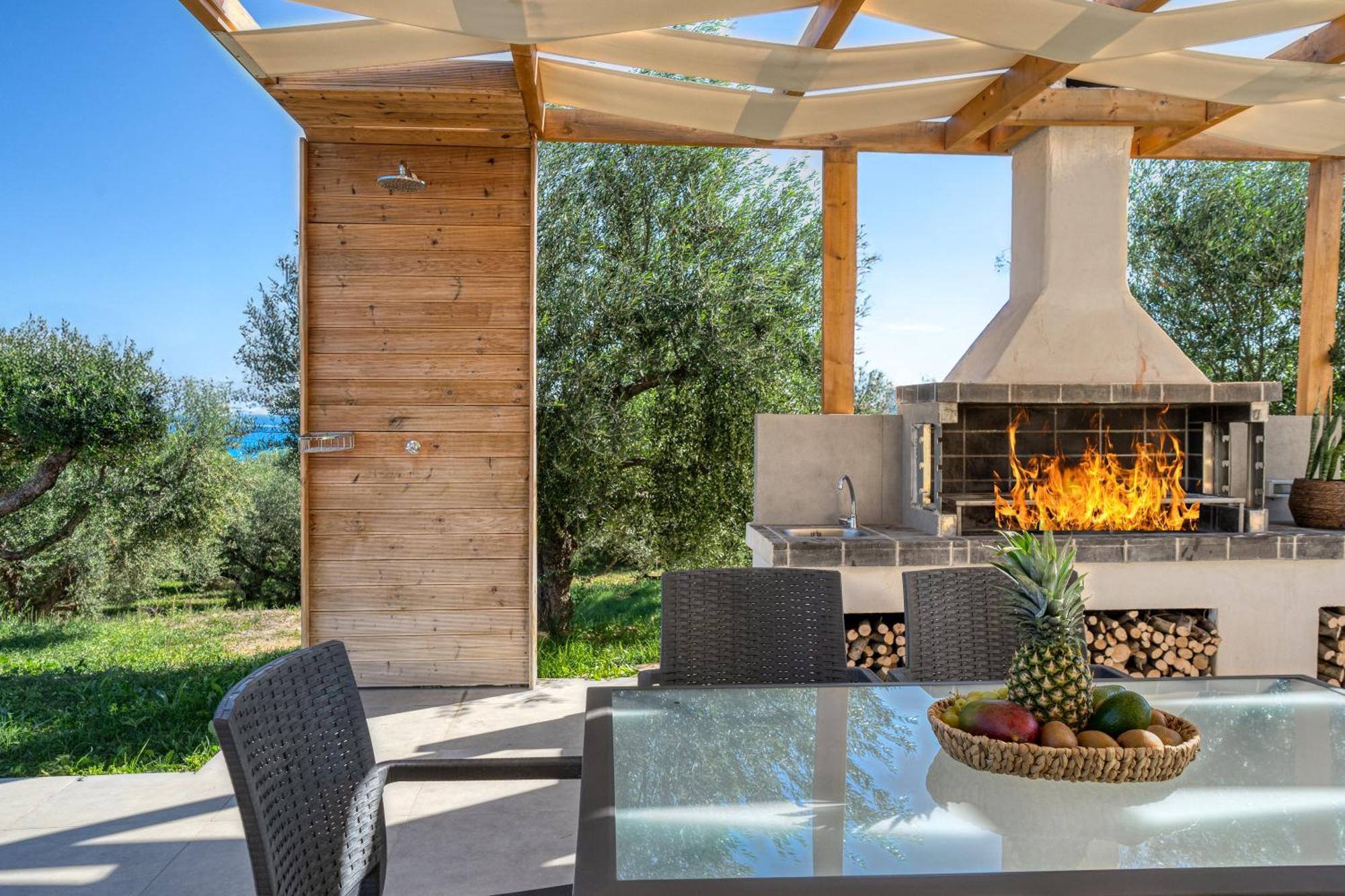 Fellenza - Pool By The Sea With Stunning Sunriseview *