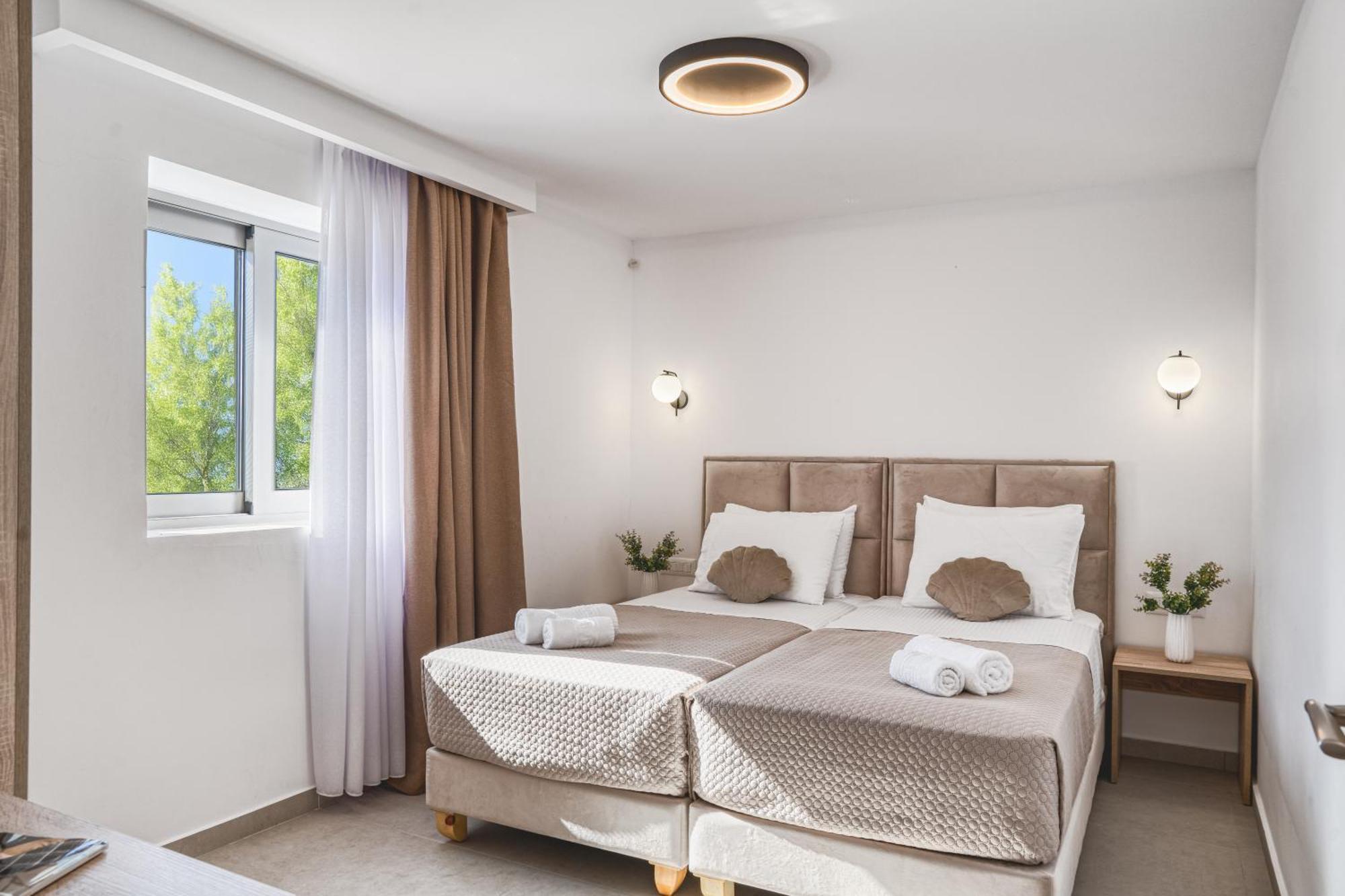 Fellenza - Pool By The Sea With Stunning Sunriseview