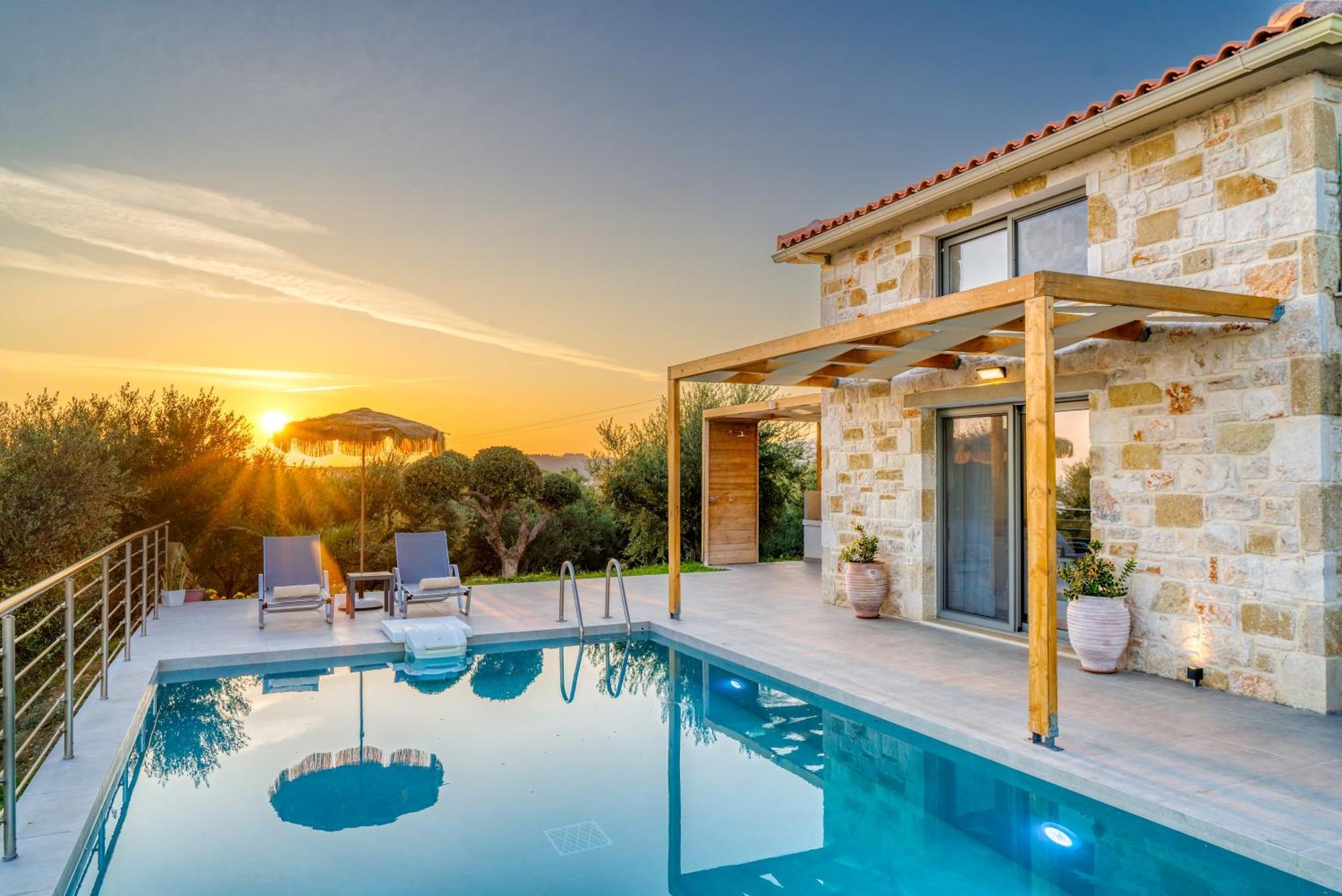 Fellenza - Pool By The Sea With Stunning Sunriseview Villa *